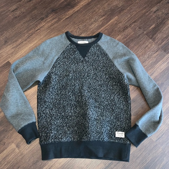 Threads 4 Thought Other - La panoplie Paris Mens grey and black sweater size s